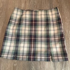 Plaid short skirt for girls